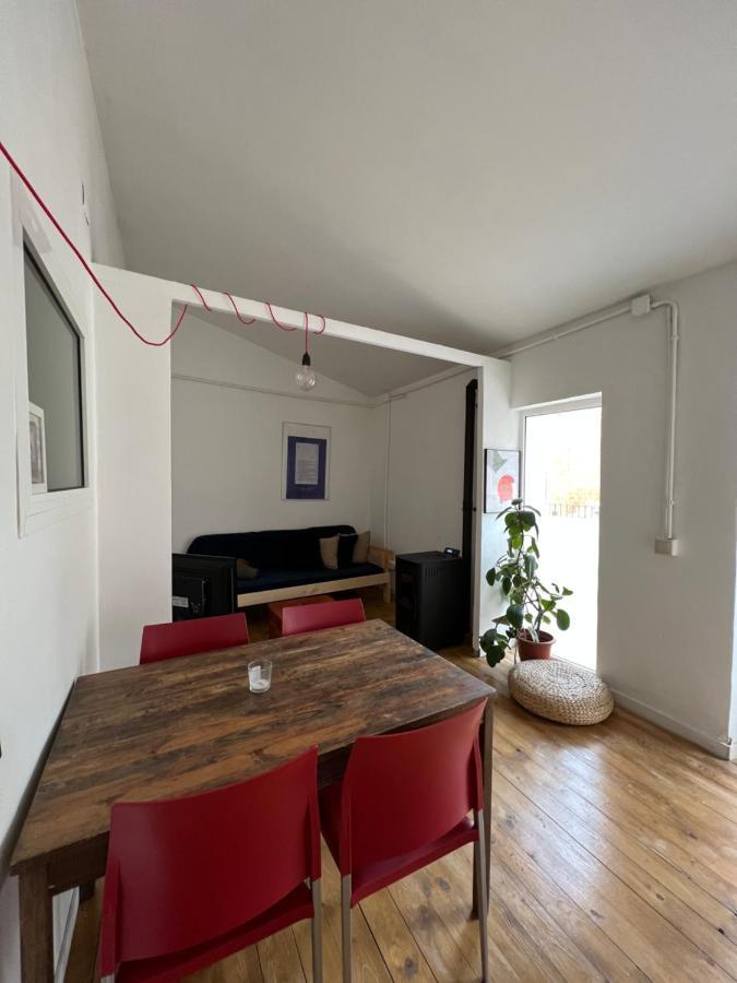 Alojamiento Con Encanto En Planta Superior Ideal Para Trabajo Y Escapadas Familiares En Montserrat Esparreguera Buitenkant foto