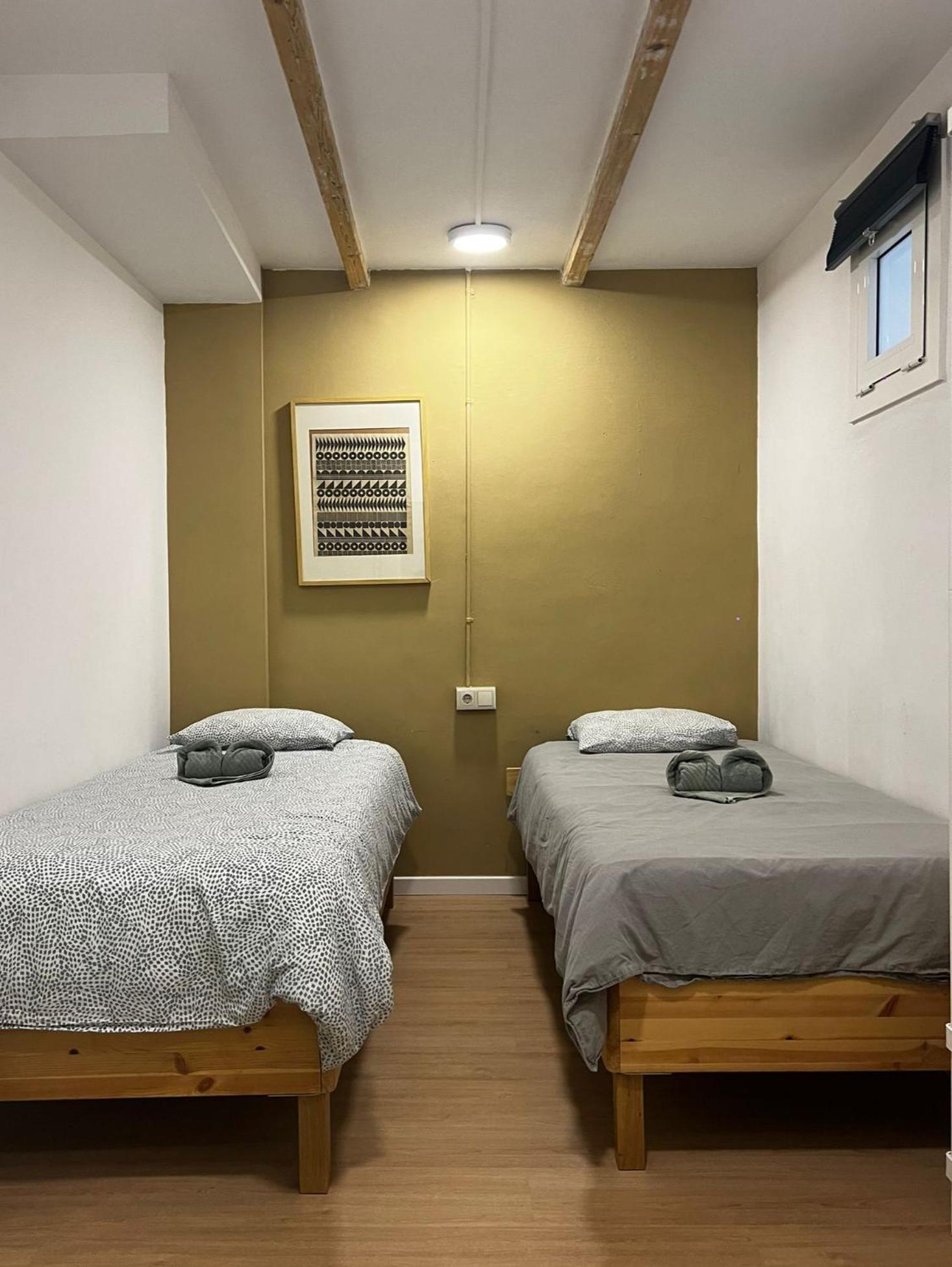Alojamiento Con Encanto En Planta Superior Ideal Para Trabajo Y Escapadas Familiares En Montserrat Esparreguera Buitenkant foto